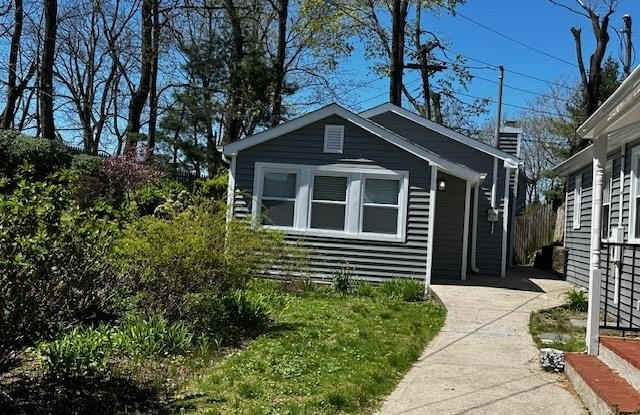 21 West Drive Gallery 1