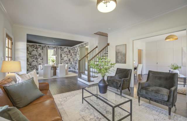 429 West Park Avenue Gallery 2