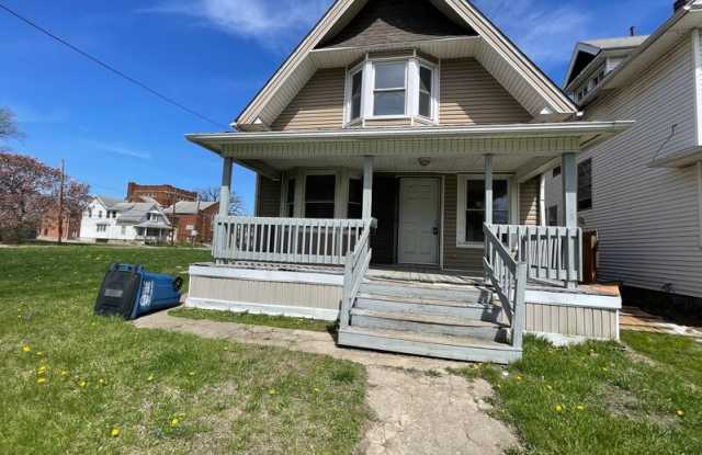 640 Nesslewood Ave - 640 Nesslewood Avenue, Toledo, OH 43610 640 Nesslewood Ave - 640 Nesslewood Avenue, Toledo, OH 43610