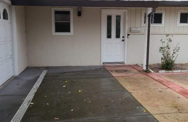 5444 Rambler Way Gallery 2