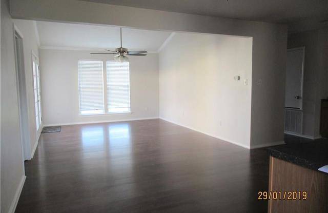 4823 Sugar Tree Court Gallery 4