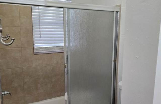 20 NW 7th Ave photos photos