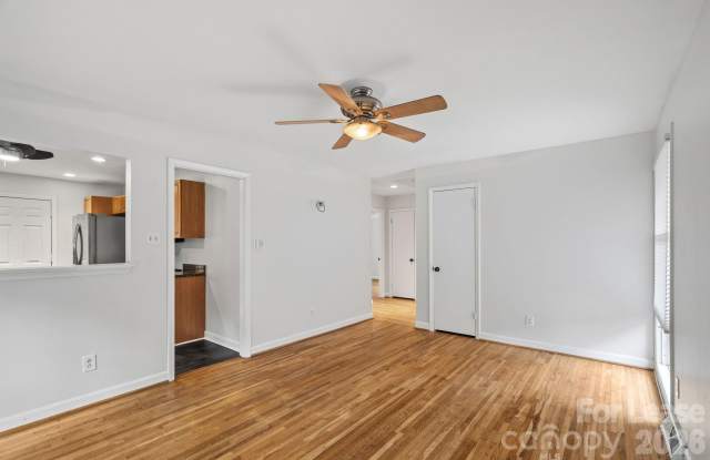 4231 Mantle Court Gallery 4