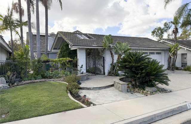 8 Sycamore Creek Gallery 1
