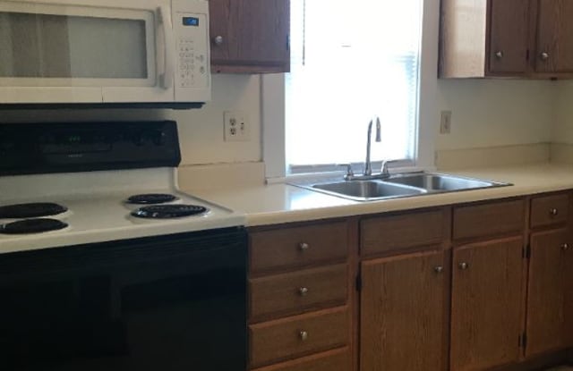 119 W Lincoln St Apt 2 Apt 2 - 119 West Lincoln Street, Findlay, OH 45840