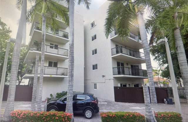 1918 Brickell Ave - 1918 Brickell Avenue, Miami, FL 33129
