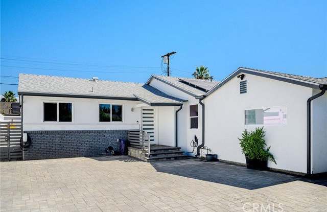 7078 Park Manor Avenue Gallery 1