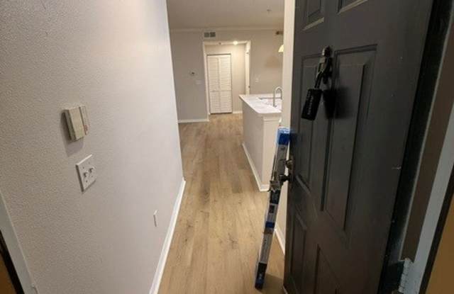 5608 Pinnacle Heights Cir Apt 307 Gallery 2
