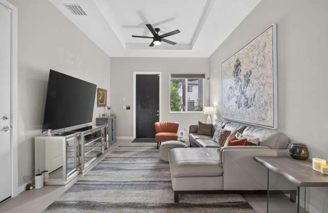 1431 PIONEER Way Gallery 4