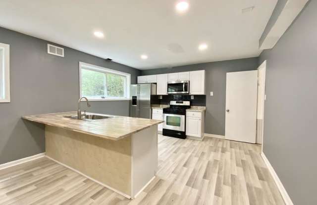 1020 East Belvedere Avenue - 1 Gallery 3