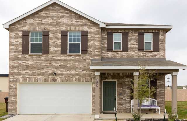 Spacious Two-Story Retreat on a Cul-de-Sac with Bonus Room photos photos