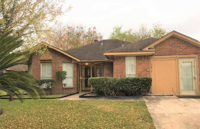 12718 Fawnway Drive Gallery 2