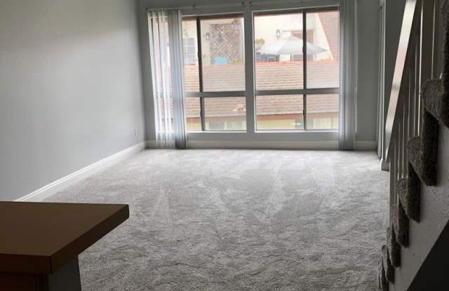 Mission Verde Top Floor-End Unit Loft Bedroom Condo in the Heart of Mission Valley near SnapDragon Stadium photos photos
