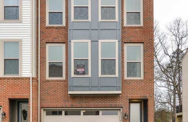 42426 DOGWOOD GLEN SQ - 42426 Dogwood Glen Sq, Arcola, VA 20166