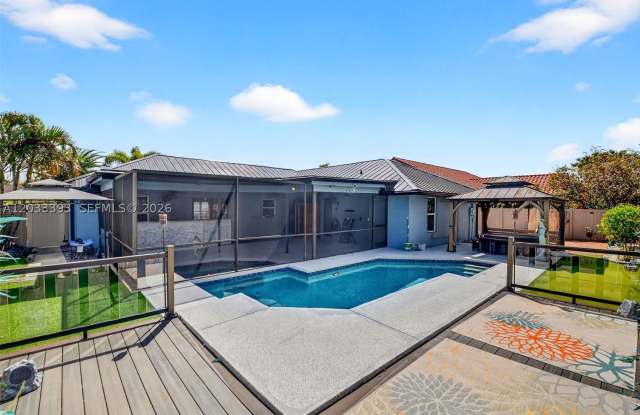 13808 Geranium Pl Gallery 2