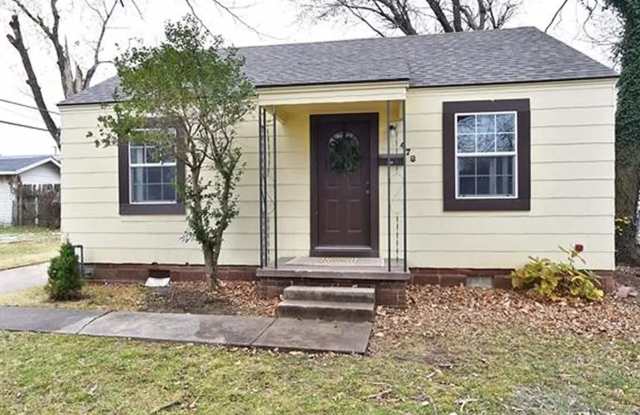 Mid-Town Bungalow Available Now - 478 South Indianapolis Avenue, Tulsa, OK 74112