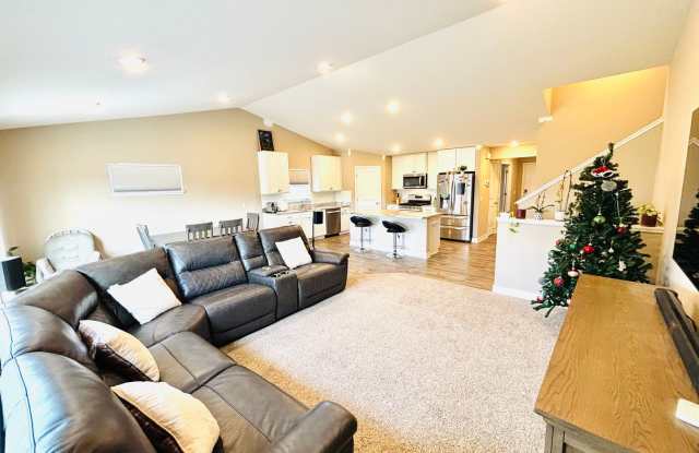 Amazing updated 4 bed house in Lakeville! photos photos Amazing updated 4 bed house in Lakeville! photos photos