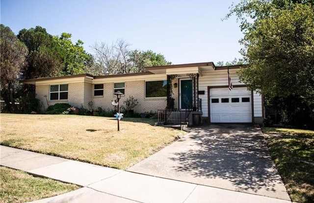 3504 Cork Place - 3504 Cork Place, Fort Worth, TX 76116
