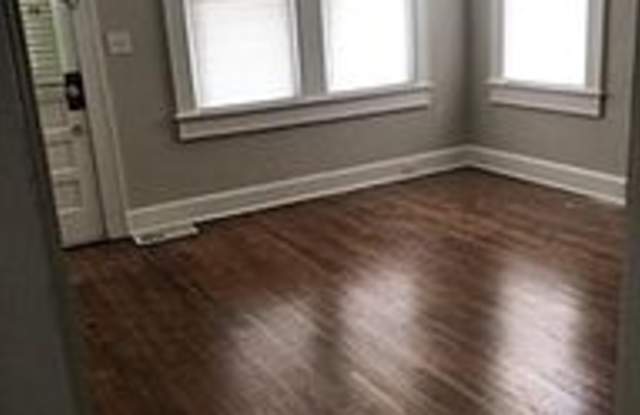 4223 Forest Drive Gallery 2