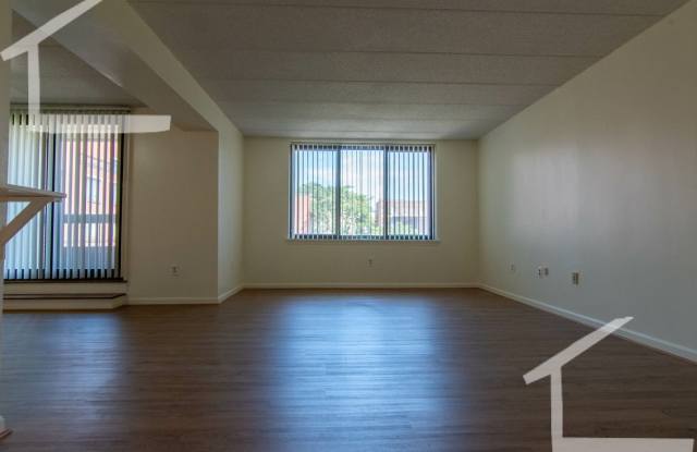 Huge 2 bed in Allston photos photos Huge 2 bed in Allston photos photos