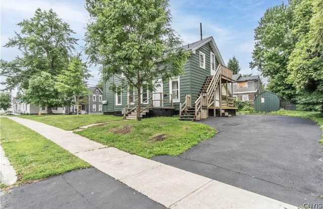 307 N Rutland St - upper photos photos 307 N Rutland St - upper photos photos