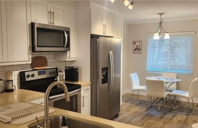440 Fox Haven Dr Gallery 2