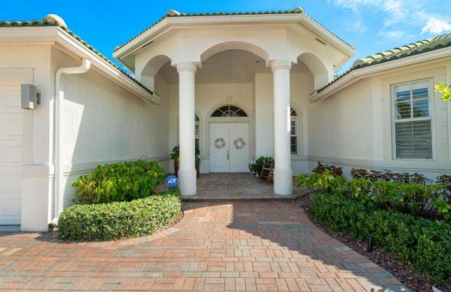 4683 Island Reef Drive Gallery 3