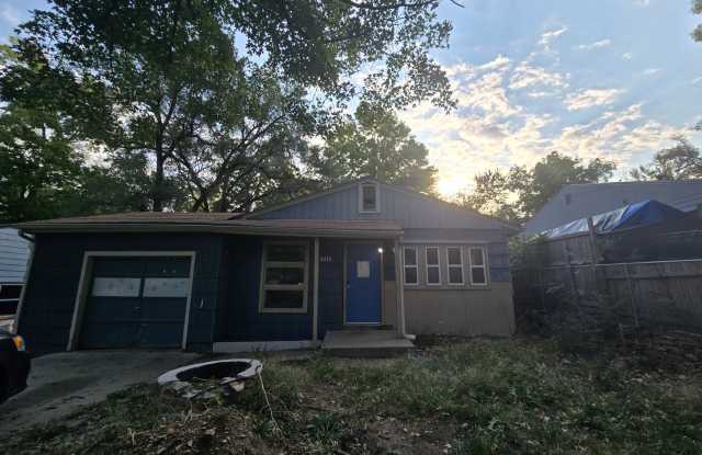 3 bed 1 bath W/ back yard bunker! photos photos