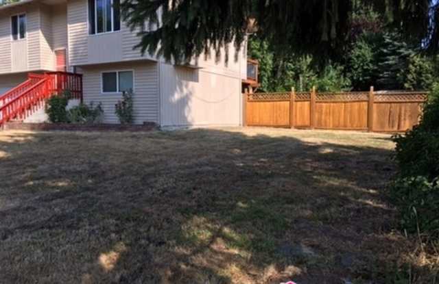 6319 95th St North East Gallery 2