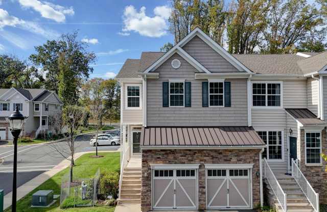 101 PEARCE Lane - 101 Pearce Lane, Heathcote, NJ 08852