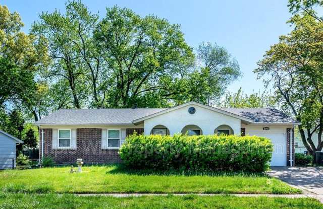 2250 Spoonwood Ln Gallery 1