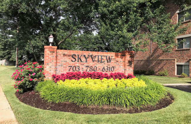 8504 Sky View DriveUnit 301 photos photos