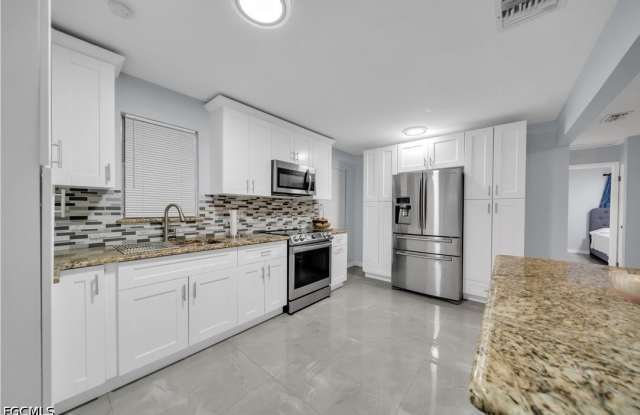 77 Glenmont Drive W Gallery 4