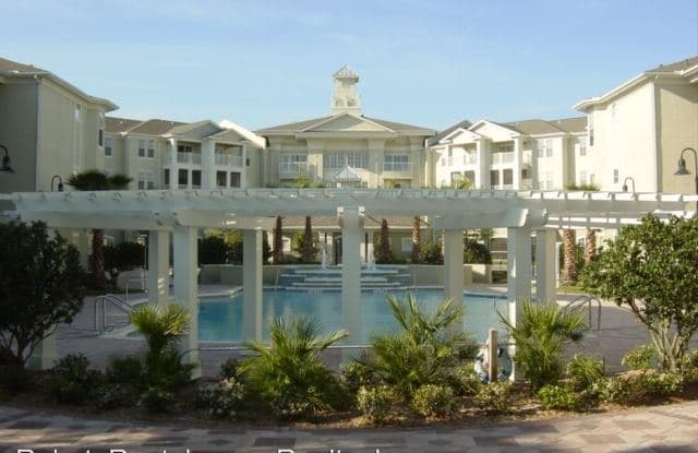 8290 Gate Parkway #1012 - 8290 W Gate Pkwy 1012, Jacksonville, FL 32216