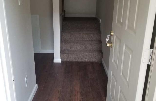 2/1 FOURPLEX W/ WASHER  DRYER - 2404 Blanco Drive, College Station, TX 77845