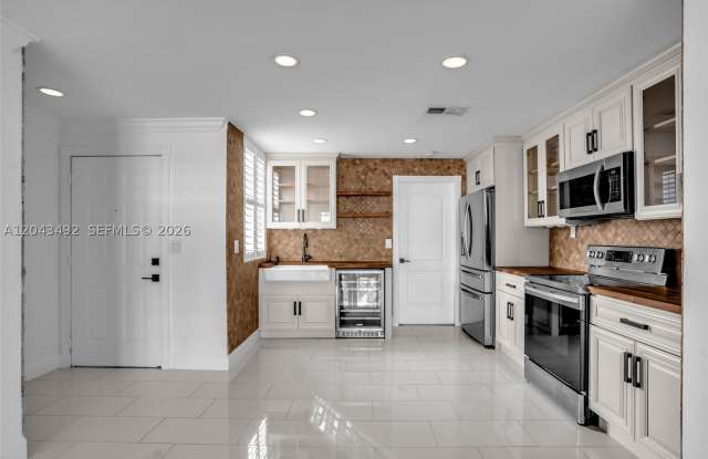 1231 Sorrento Dr Gallery 3