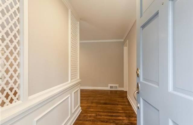 1630 Moores Mill Road NW Gallery 3