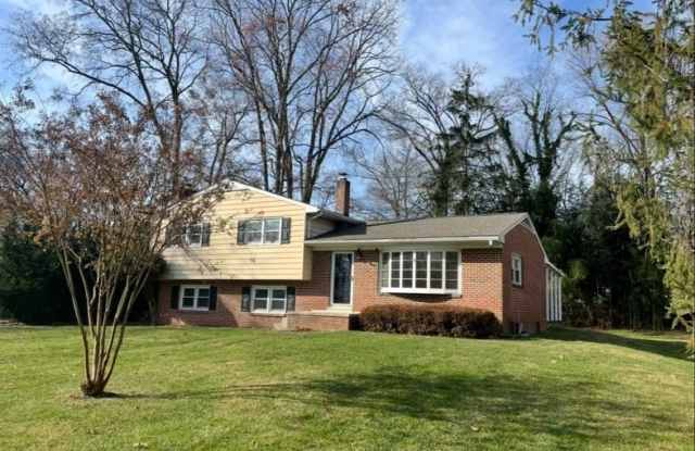 13008 WOODBURN Drive photos photos