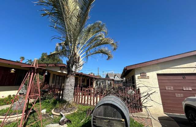 Cozy 2-Bedroom Duplex with Fireplace Sunroom in Vista – Don’t Miss Out! - 1521 Sunrise Drive, Vista, CA 92084 Cozy 2-Bedroom Duplex with Fireplace Sunroom in Vista – Don’t Miss Out! - 1521 Sunrise Drive, Vista, CA 92084