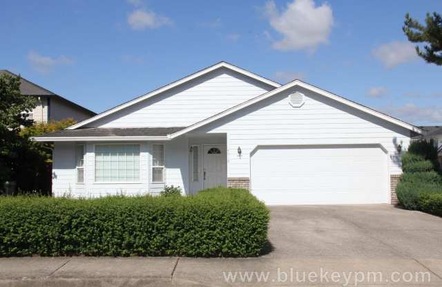 3 Bed, 2 Bath Home with Large Covered Deck in North Image Neighborhood photos photos