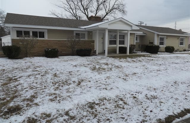3319 S Hubbard - 3319 Hubbard Street, Wayne, MI 48184