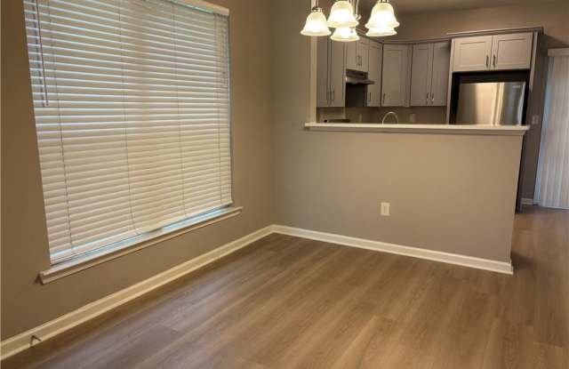 3300 Hidden Cove Circle Gallery 4