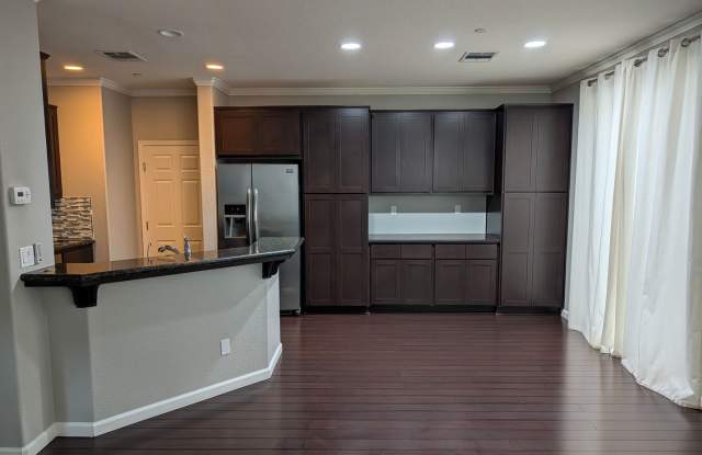 Large Master Bedroom! photos photos Large Master Bedroom! photos photos