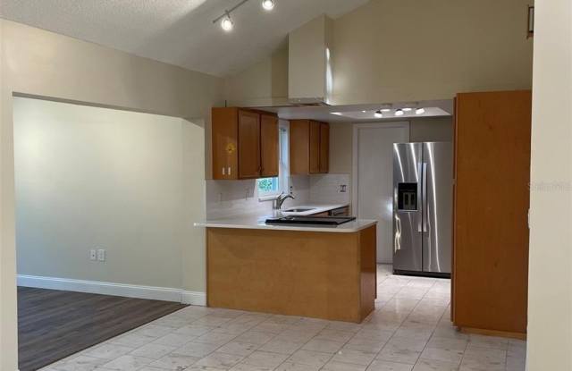 620 LOCUST COURT Gallery 3