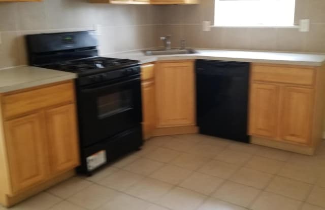 75 Carr Avenue - 75 Carr Avenue, Keansburg, NJ 07734