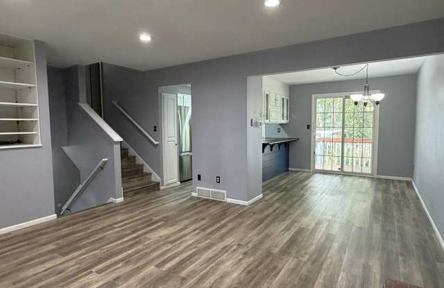 Spacious 3 Bed Home in Fort Collins | Fenced Yard, Fireplace & Finished Basement Gallery 4