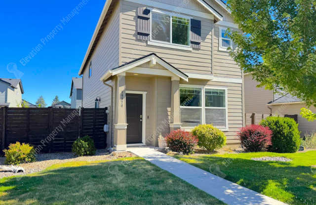 3 BR pet-friendly home with fenced yard photos photos 3 BR pet-friendly home with fenced yard photos photos