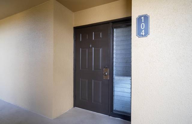 5390 WOODLAND LAKES Drive Gallery 3