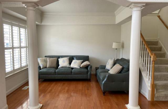 6308 Orchard Cove Court Gallery 3