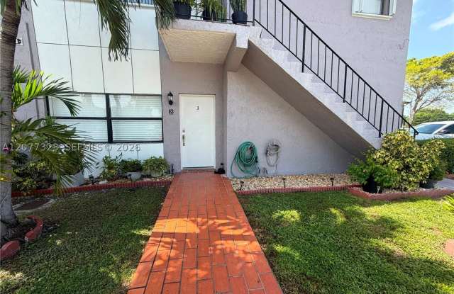 13241 SW 17th Ln Gallery 1
